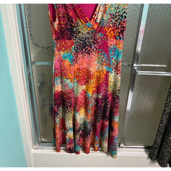 Evan-Picone 12 pre loved cap sleeve , faux wrap, multicolored in amazing… - Picture 1 of 5